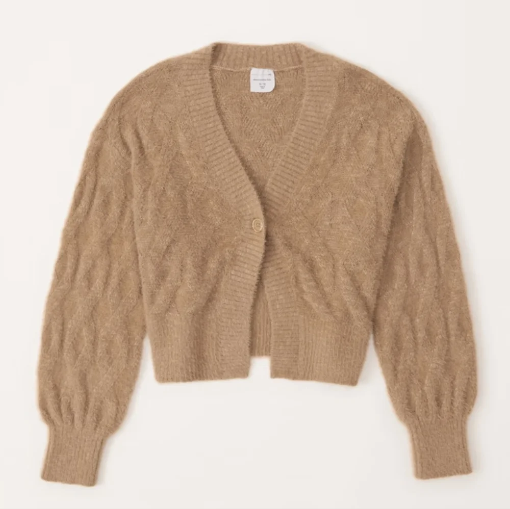 NWT Abercrombie Kids Soft Fuzzy Cardigan Tan Beige Size 7/8